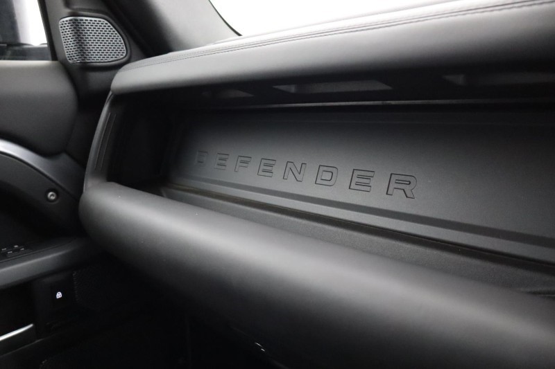Used Land Rover Defender 2023 for sale - 76981818: Photo 46