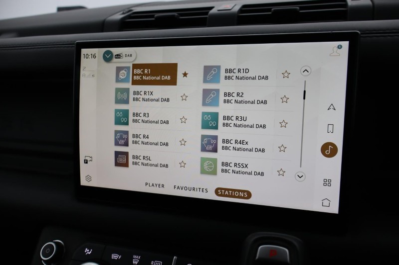 Used Land Rover Defender 2023 for sale - 76981818: Photo 48