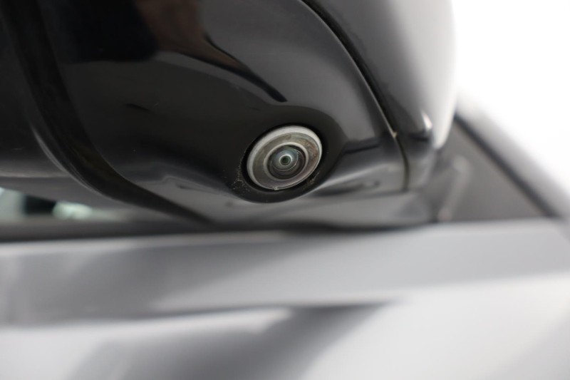 Used Land Rover Defender 2023 for sale - 76981818: Photo 59