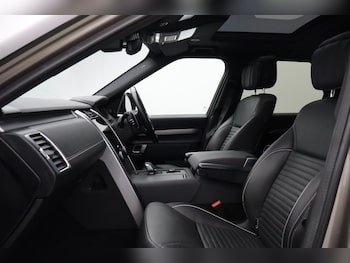 Used Land Rover Discovery 2022 for sale - 77965392: Photo