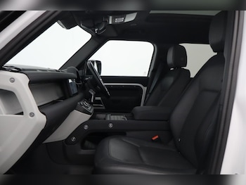 Used Land Rover Defender 2022 for sale - 79500408: Photo