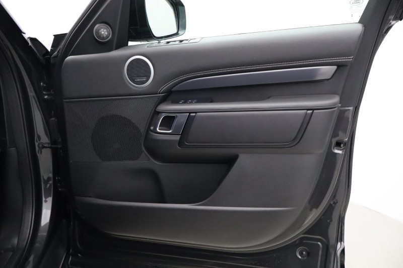 Used Land Rover Discovery 2025 for sale - 77803980: Photo 32