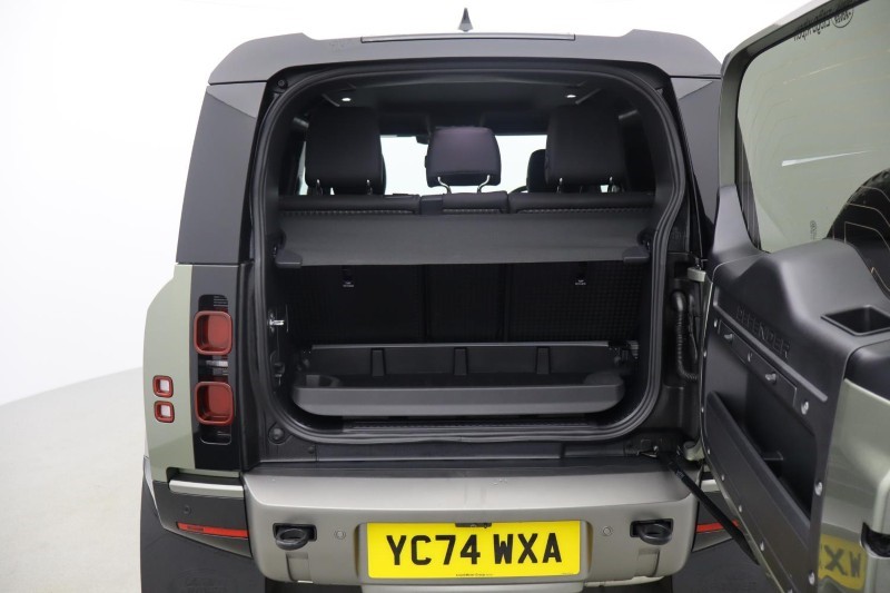 Used Land Rover Defender 2024 for sale - 77055706: Photo 10