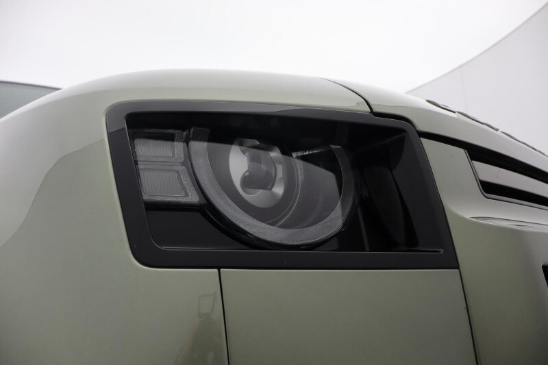 Used Land Rover Defender 2024 for sale - 77055706: Photo 17