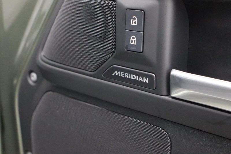 Used Land Rover Defender 2024 for sale - 77055706: Photo 29