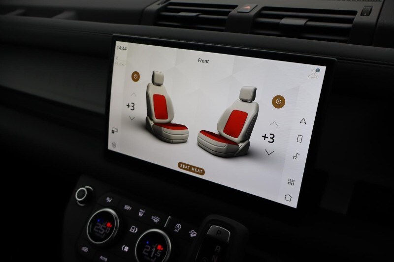 Used Land Rover Defender 2024 for sale - 77055706: Photo 34