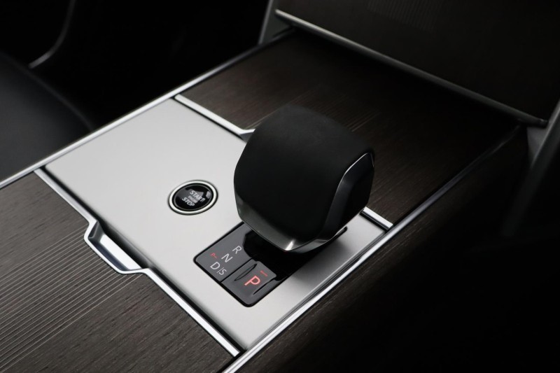 Used Land Rover Range Rover 2024 for sale - 77918128: Photo 13