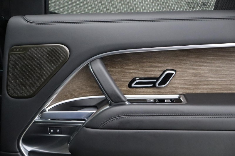 Used Land Rover Range Rover 2024 for sale - 77918128: Photo 32