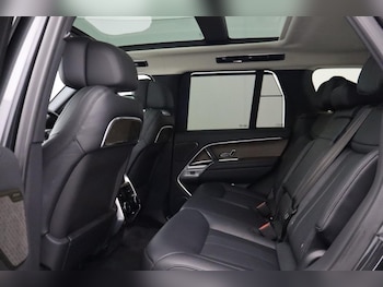 Used Land Rover Range Rover 2024 for sale - 77918128: Photo