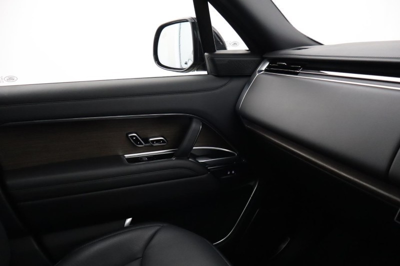 Used Land Rover Range Rover 2024 for sale - 77918128: Photo 56