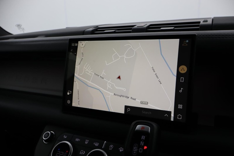 Used Land Rover Defender 2023 for sale - 78014717: Photo 11