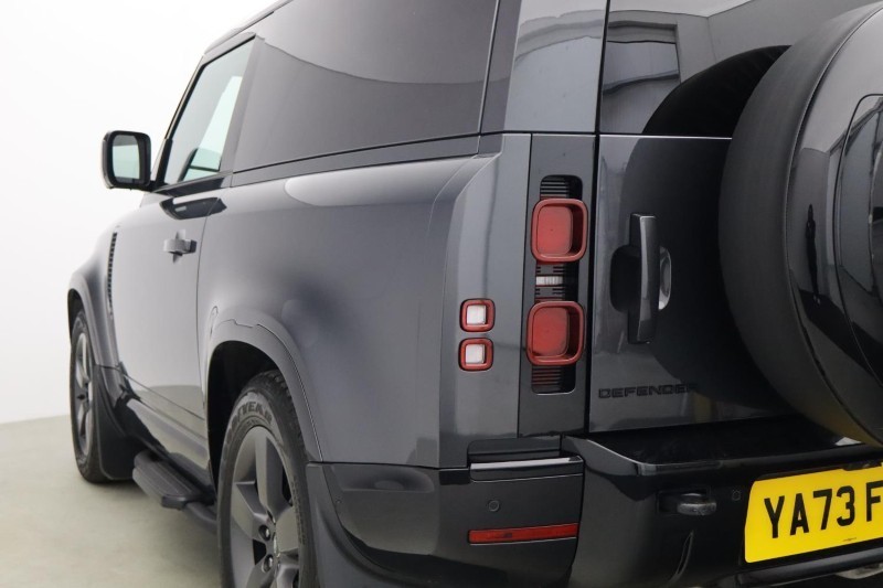 Used Land Rover Defender 2023 for sale - 78014717: Photo 19