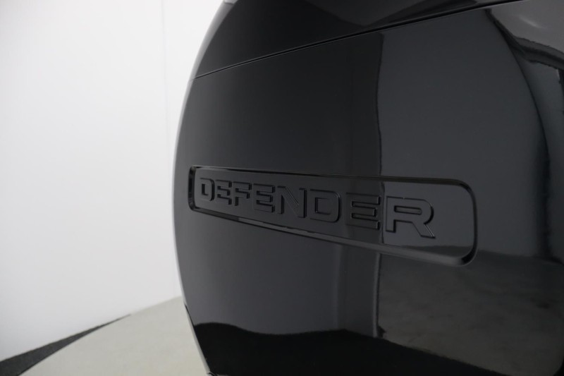 Used Land Rover Defender 2023 for sale - 78014717: Photo 26