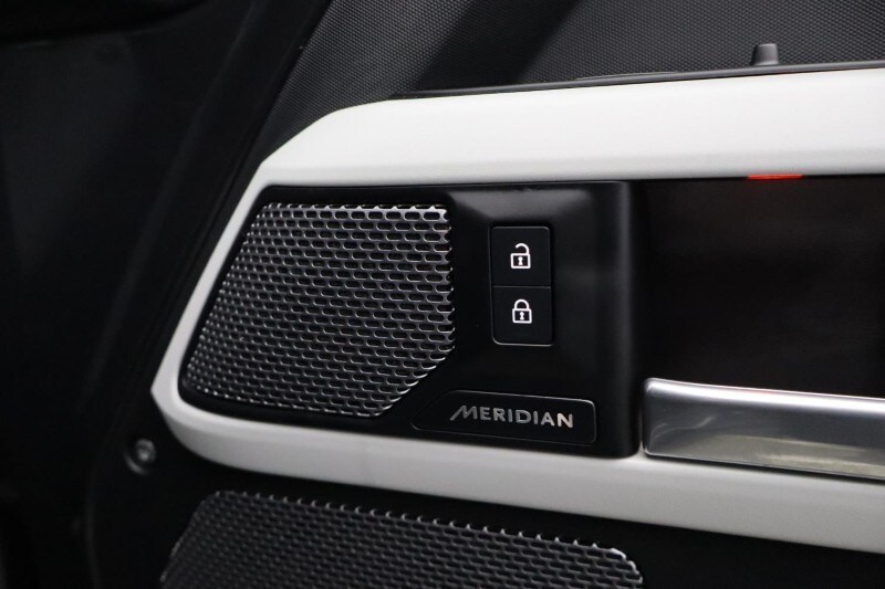 Used Land Rover Defender 2023 for sale - 78014717: Photo 44