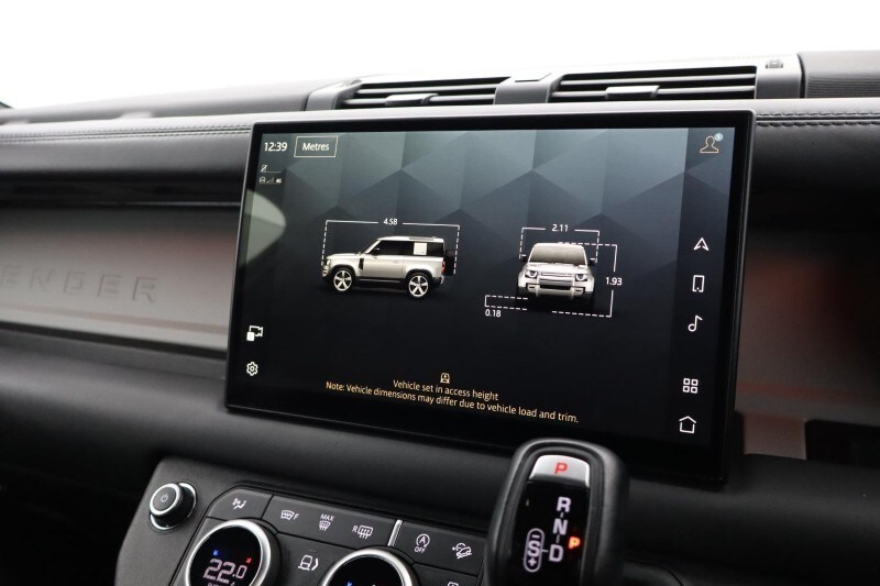 Used Land Rover Defender 2023 for sale - 78014717: Photo 52