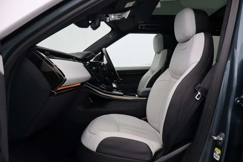 Used Land Rover Range Rover Sport 2023 for sale - 77363436: Photo 3