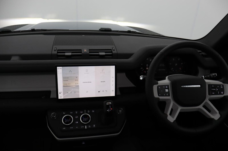 Used Land Rover Defender 2025 for sale - 78028132: Photo 14