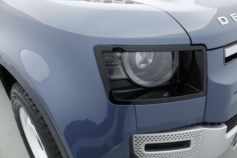 Used Land Rover Defender 2025 for sale - 78028132: Photo 17