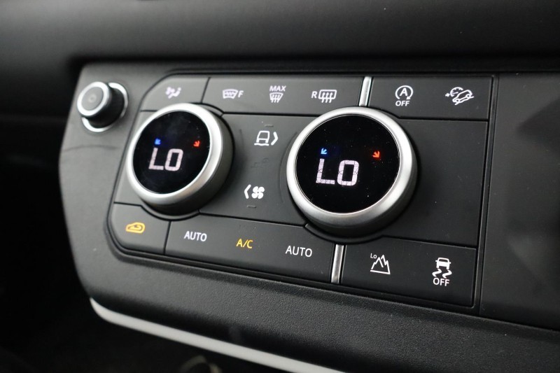 Used Land Rover Defender 2025 for sale - 78028132: Photo 18