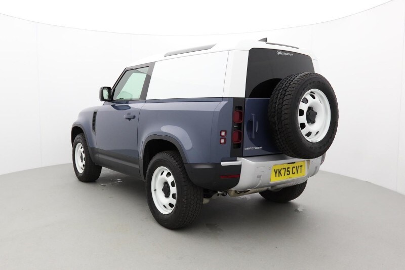 Used Land Rover Defender 2025 for sale - 78028132: Photo 2