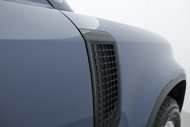 Used Land Rover Defender 2025 for sale - 78028132: Photo 20