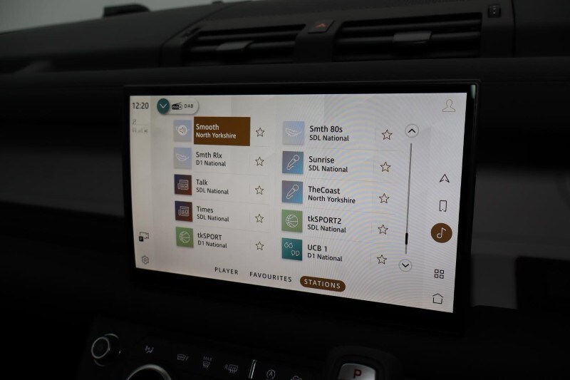 Used Land Rover Defender 2025 for sale - 78028132: Photo 27