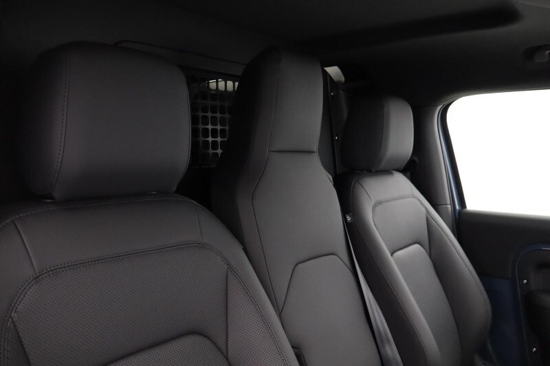 Used Land Rover Defender 2025 for sale - 78028132: Photo 4
