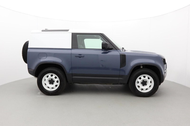 Used Land Rover Defender 2025 for sale - 78028132: Photo 5