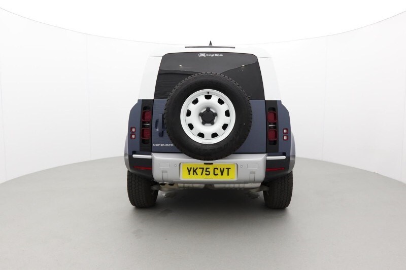 Used Land Rover Defender 2025 for sale - 78028132: Photo 6