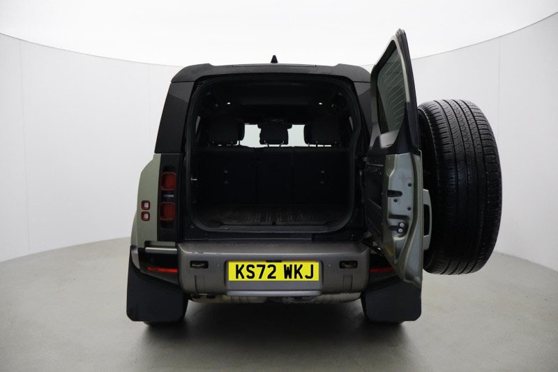 Used Land Rover Defender 2023 for sale - 77700988: Photo 10