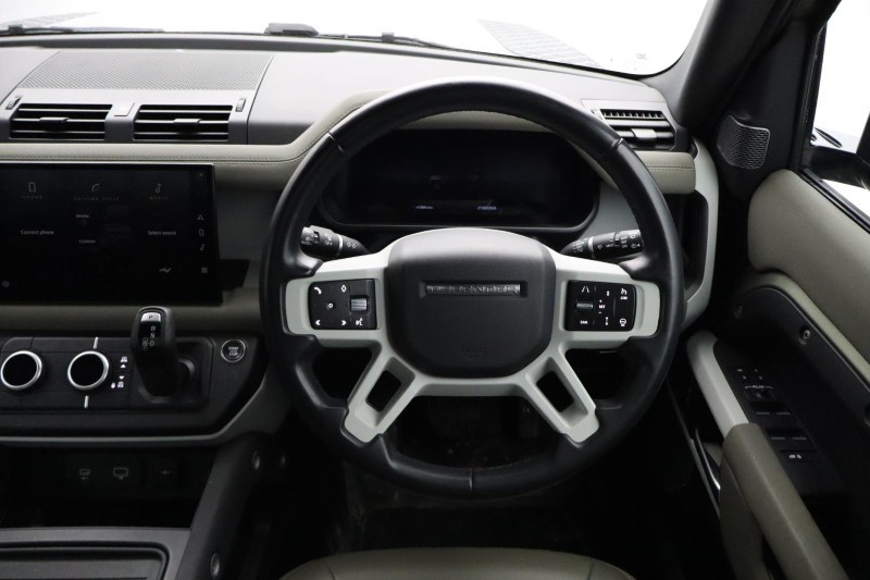 Used Land Rover Defender 2023 for sale - 77700988: Photo 15