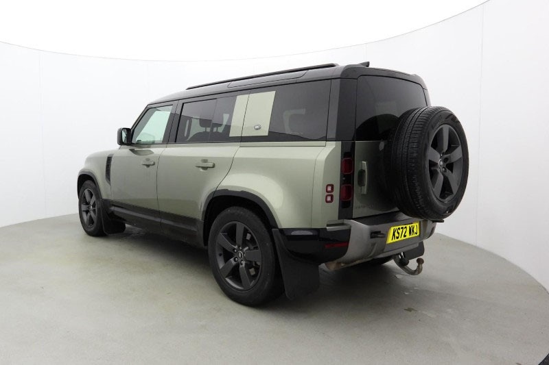 Used Land Rover Defender 2023 for sale - 77700988: Photo 2