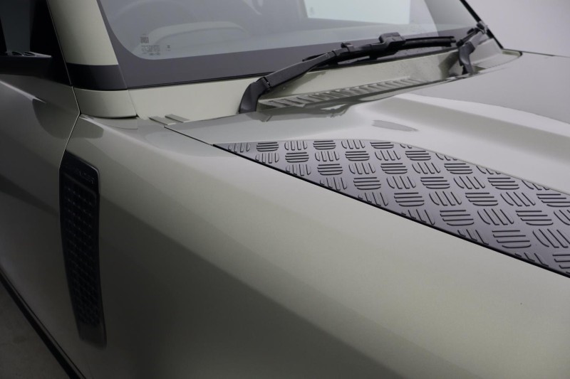 Used Land Rover Defender 2023 for sale - 77700988: Photo 20
