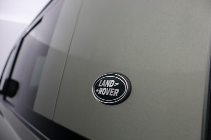 Used Land Rover Defender 2023 for sale - 77700988: Photo 28