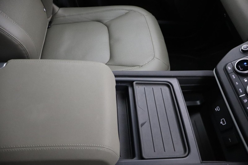 Used Land Rover Defender 2023 for sale - 77700988: Photo 51