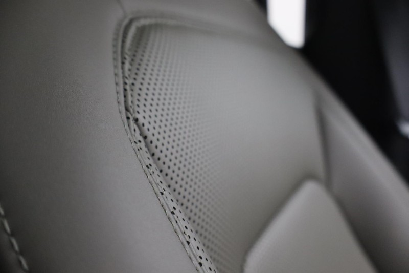 Used Land Rover Defender 2023 for sale - 77700988: Photo 52