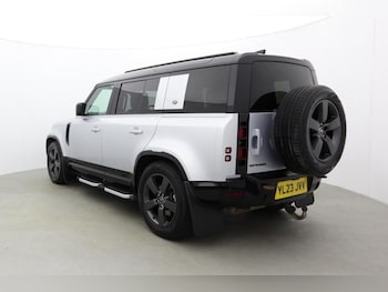 Used Land Rover Defender 2023 for sale - 78236129: Photo