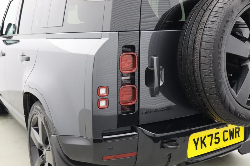 Used Land Rover Defender 2025 for sale - 76981656: Photo 19