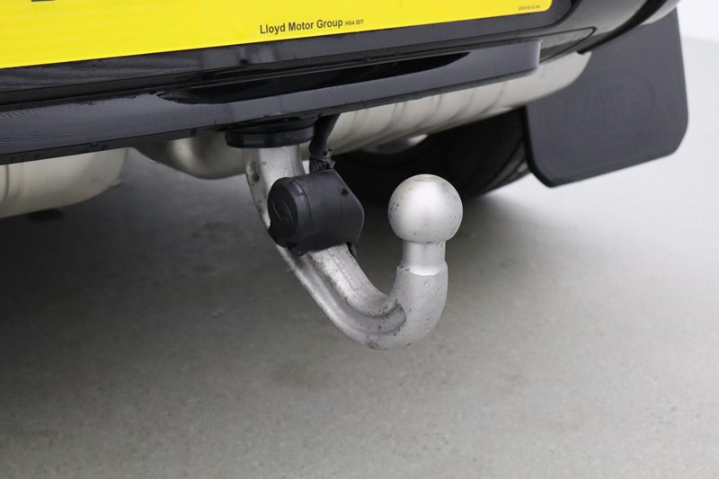 Used Land Rover Defender 2025 for sale - 76981656: Photo 30