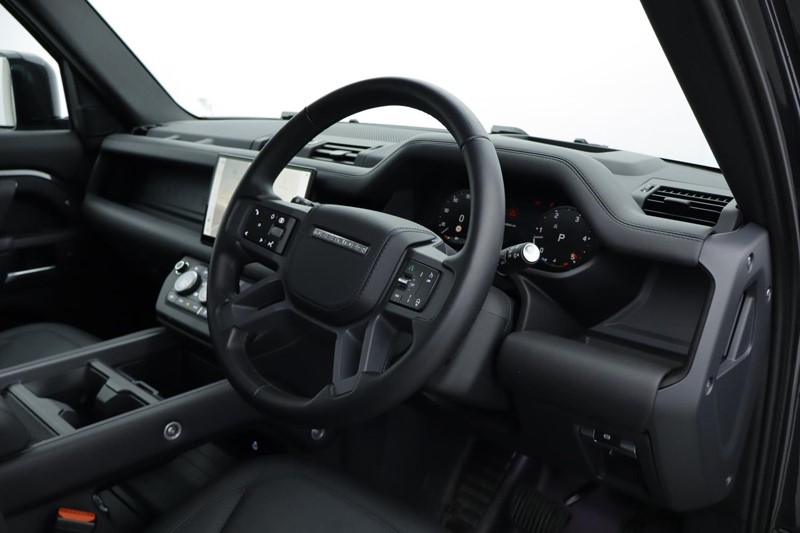 Used Land Rover Defender 2025 for sale - 76981656: Photo 38