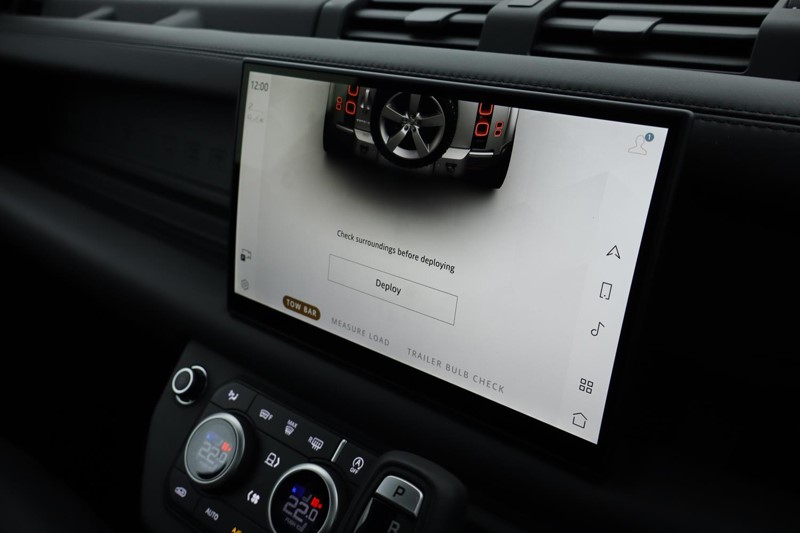 Used Land Rover Defender 2025 for sale - 76981656: Photo 50