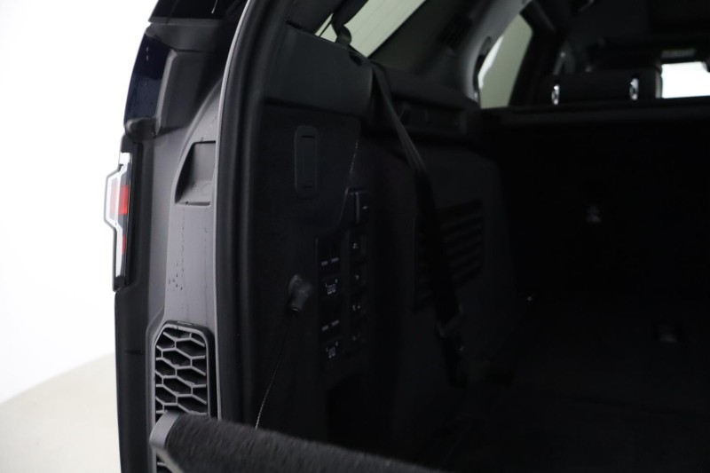 Used Land Rover Discovery 2023 for sale - 77619334: Photo 25