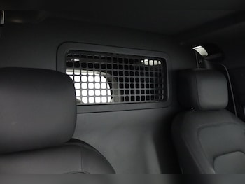 Used Land Rover Defender 2025 for sale - 78862286: Photo