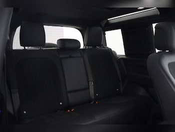 Used Land Rover Defender 2022 for sale - 79459796: Photo