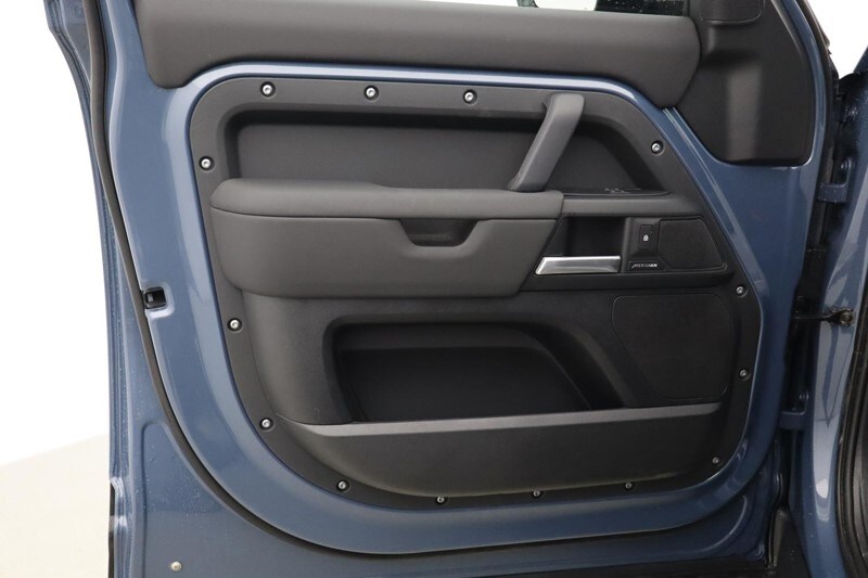 Used Land Rover Defender 2025 for sale - 77363437: Photo 24