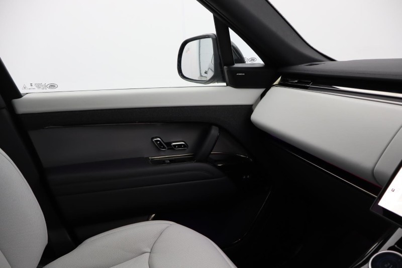 Used Land Rover Range Rover Sport 2024 for sale - 78077688: Photo 49
