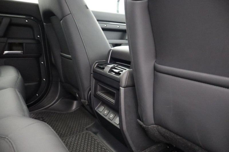 Used Land Rover Defender 2025 for sale - 77830037: Photo 18