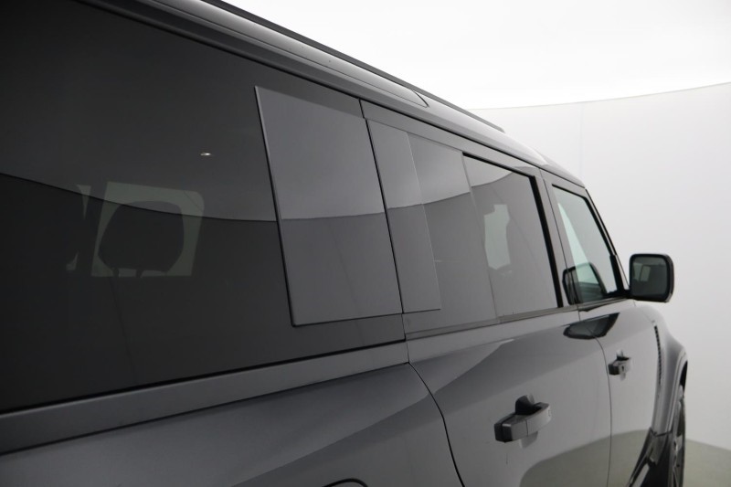 Used Land Rover Defender 2025 for sale - 77830037: Photo 29