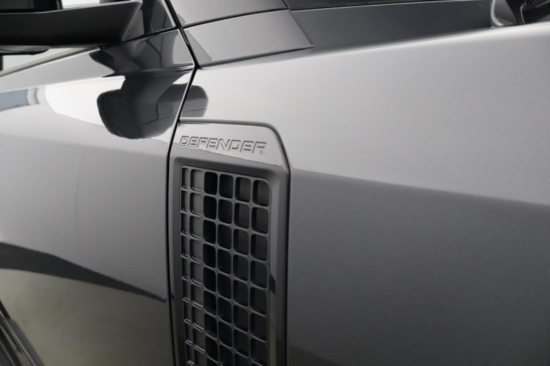 Used Land Rover Defender 2025 for sale - 77830037: Photo 34