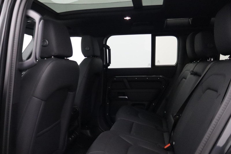 Used Land Rover Defender 2025 for sale - 77830037: Photo 4